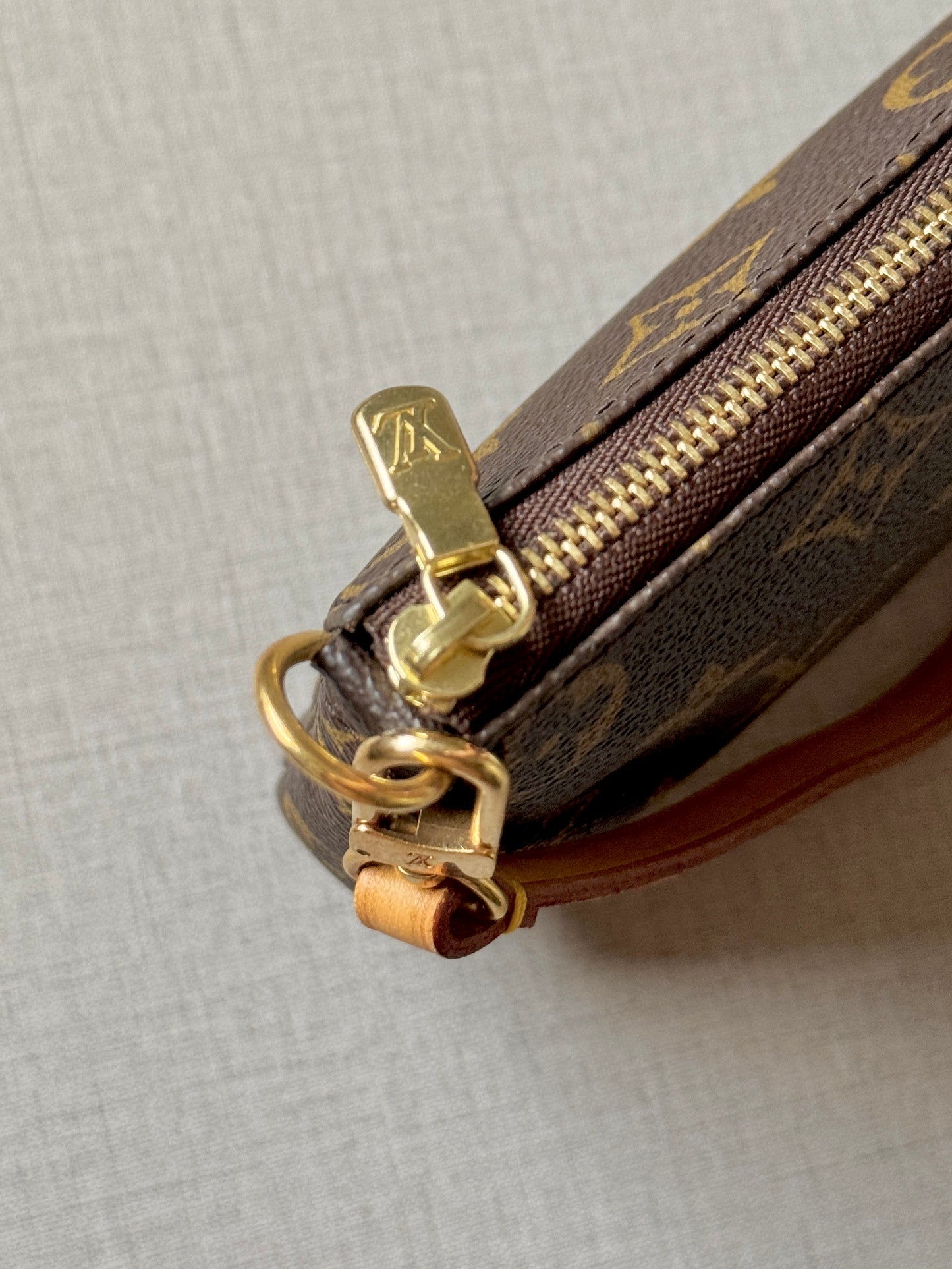 2005 Monogram Pochette Accessoires Handbag