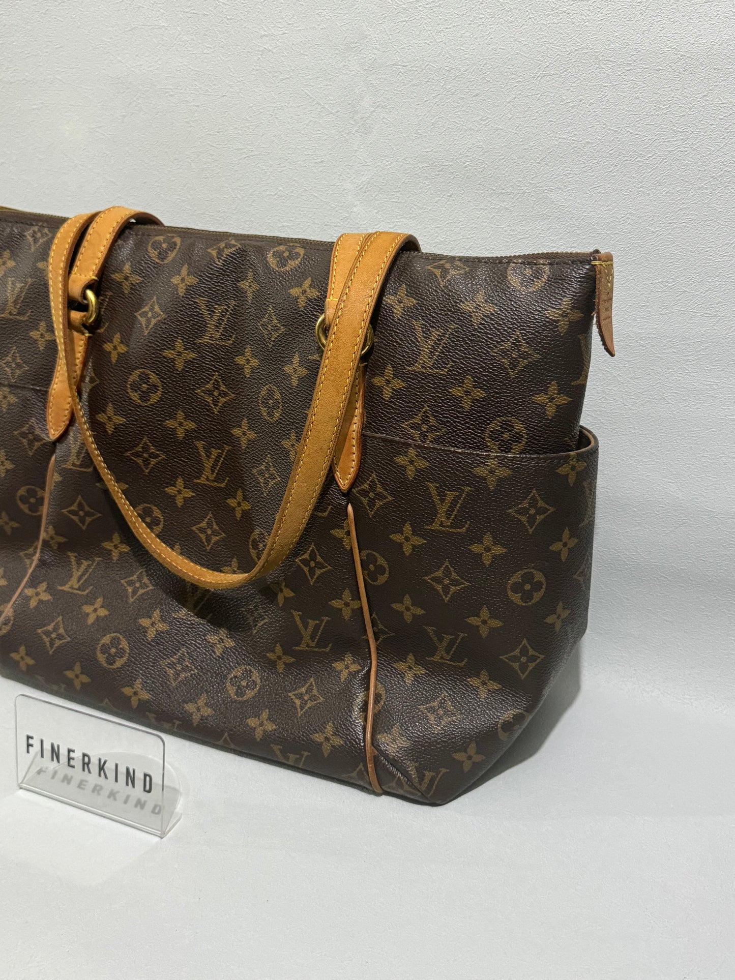 2011 Monogram Totally MM Tote Bag