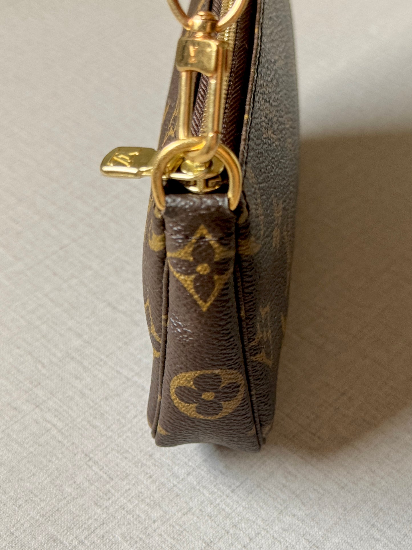 2005 Monogram Pochette Accessoires Handbag