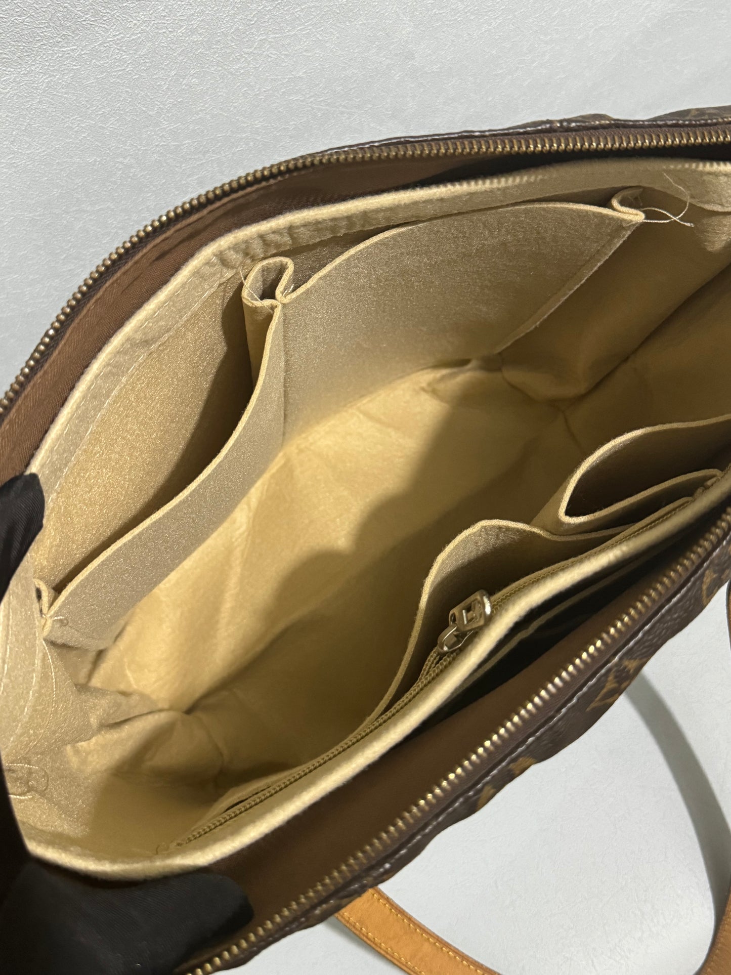 2011 Monogram Totally MM Tote Bag