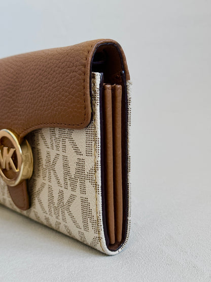 Tan and Off White Wallet on Gold Chain Crossbody Bag
