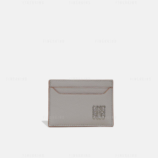 Anagram Plain Cardholder in Pebble Grain Calfskin