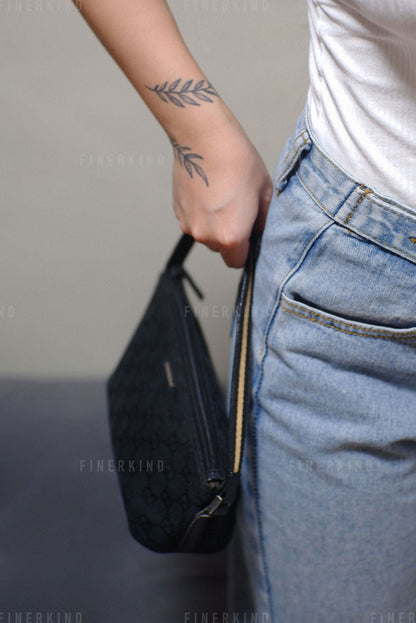 GG Black and Cream Boat Pochette Bag