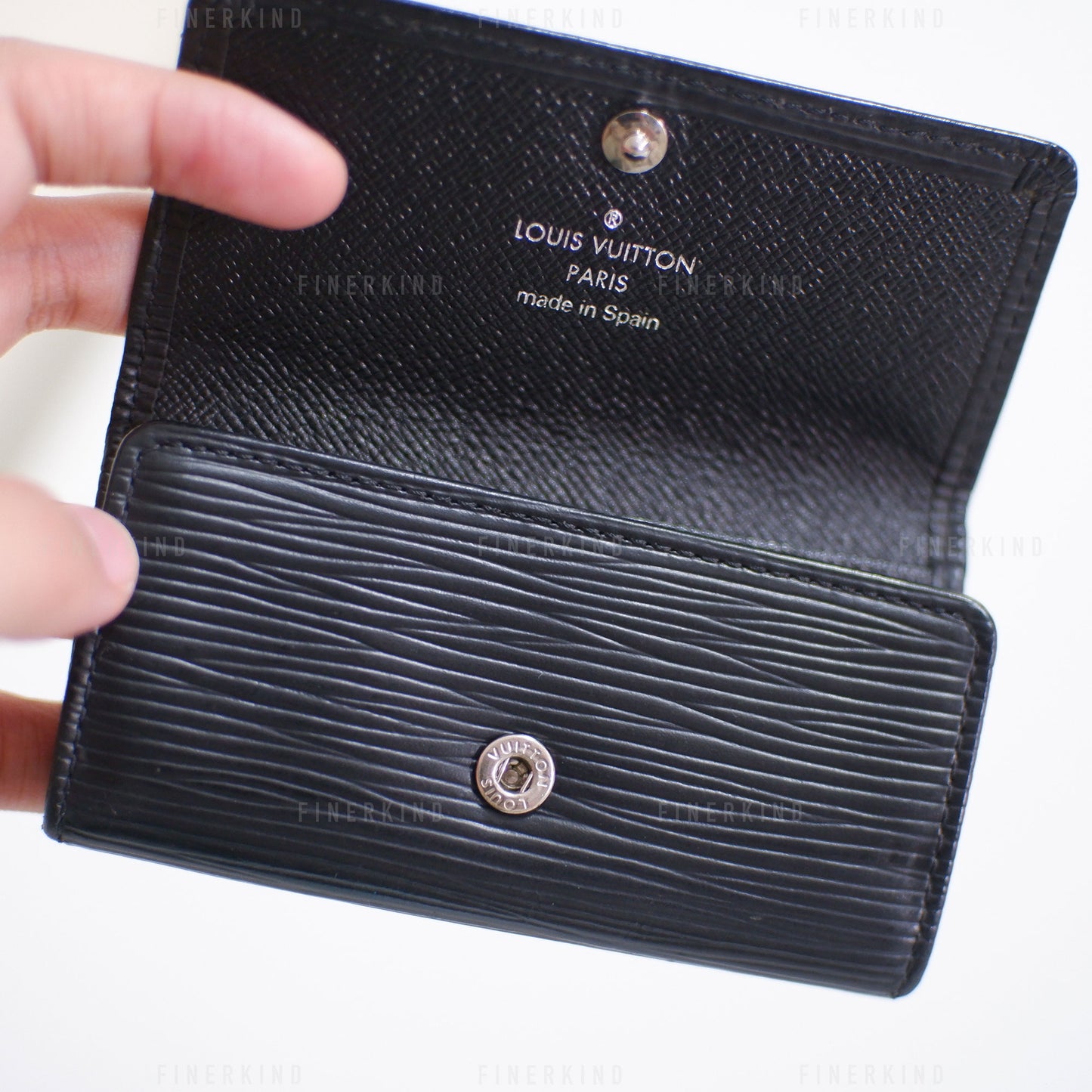 (Below cost) 2007 Epi Leather Multicles Key Case Black